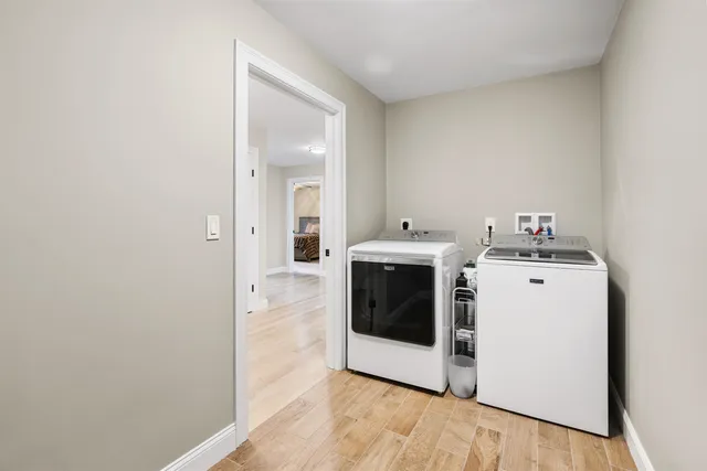 $1,195,000 | 12 Tanya Lane, Brentwood, NH 03833