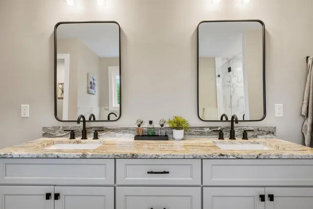 $1,195,000 | 12 Tanya Lane, Brentwood, NH 03833