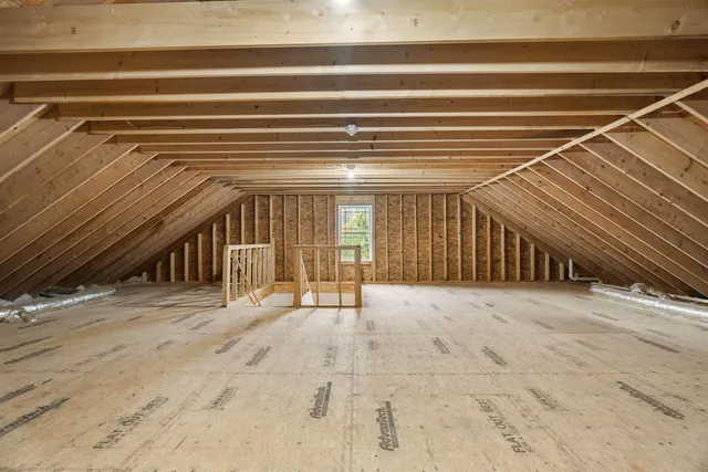 $1,195,000 | 12 Tanya Lane, Brentwood, NH 03833