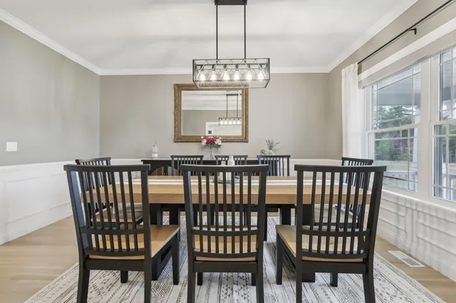 $1,195,000 | 12 Tanya Lane, Brentwood, NH 03833