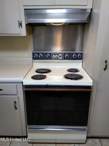 $179,500 | 311 South Mcarthur Circle, Indianola, MS 38751