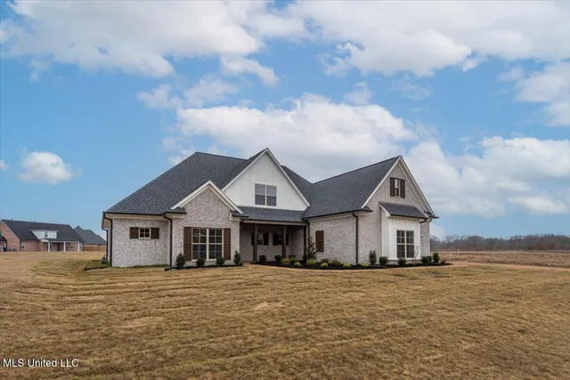 $519,900 | 1722 Baisley Drive, Nesbit, MS 38651