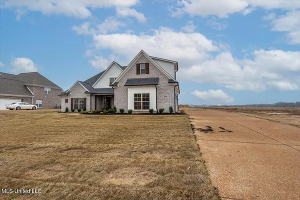$519,900 | 1722 Baisley Drive, Nesbit, MS 38651