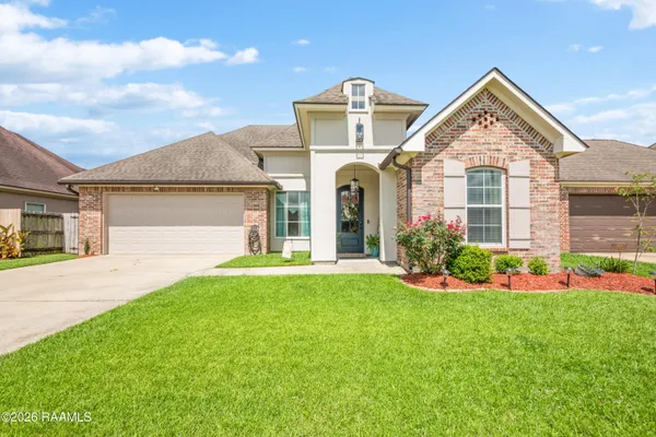 $250,000 | 111 Silver Glen Drive, Scott, LA 70583