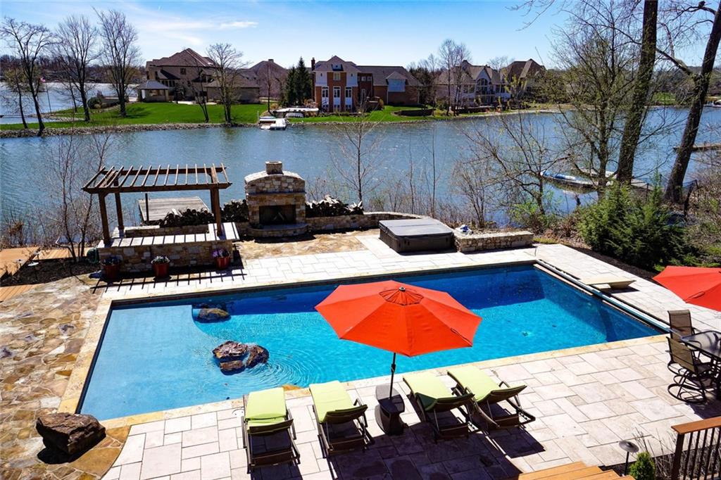 12263 Bridgewater Road Indianapolis, IN 46256 - Photo 4 of 38 Gallery Image 4