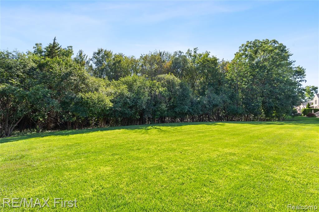 3706 Windingbrook Circle Rochester Hills, MI 48309 - Photo 38 of 42