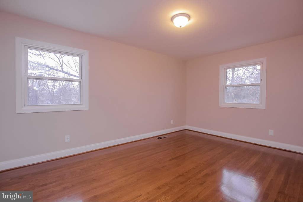6101 Pinto Place Springfield, VA 22150 - Photo 14 of 30 Bedroom