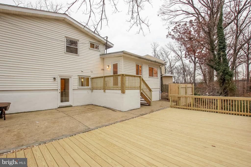 6101 Pinto Place Springfield, VA 22150 - Photo 23 of 30 Exterior (Rear)