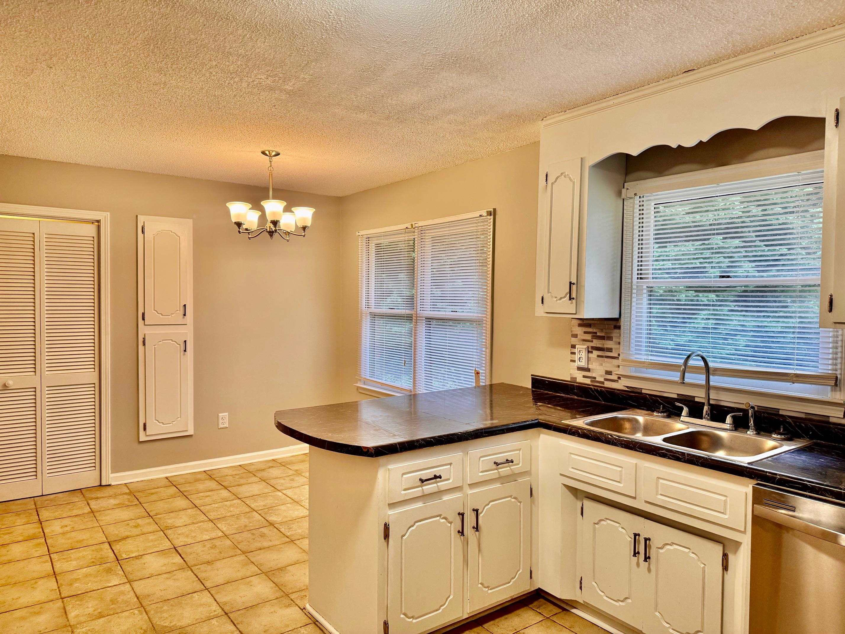 1408 Bonner Road Gaffney, SC 29341 - Photo 8 of 23