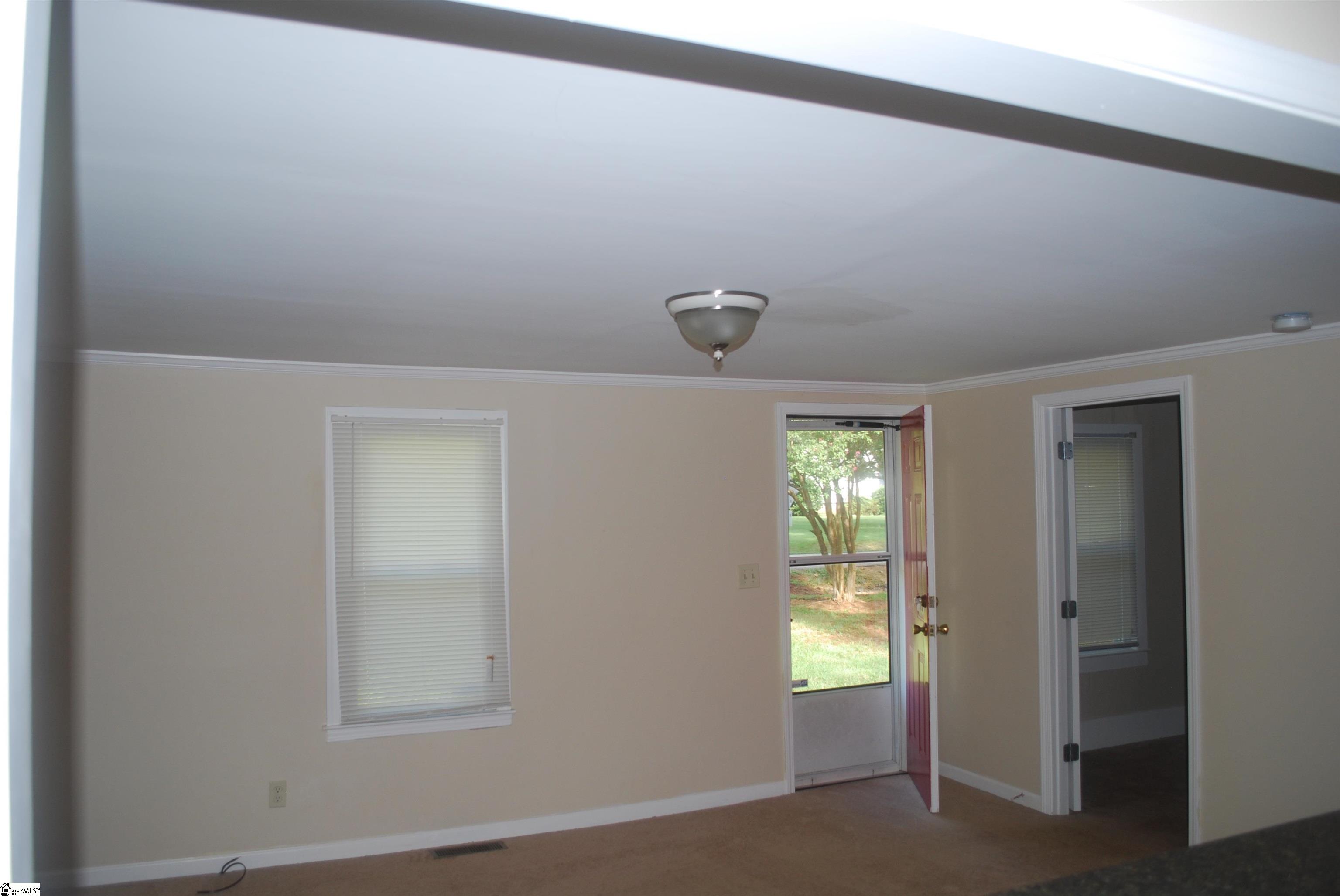 104 Rasor Drive Greenville, SC 29617 - Photo 5 of 13 Gallery Image 5