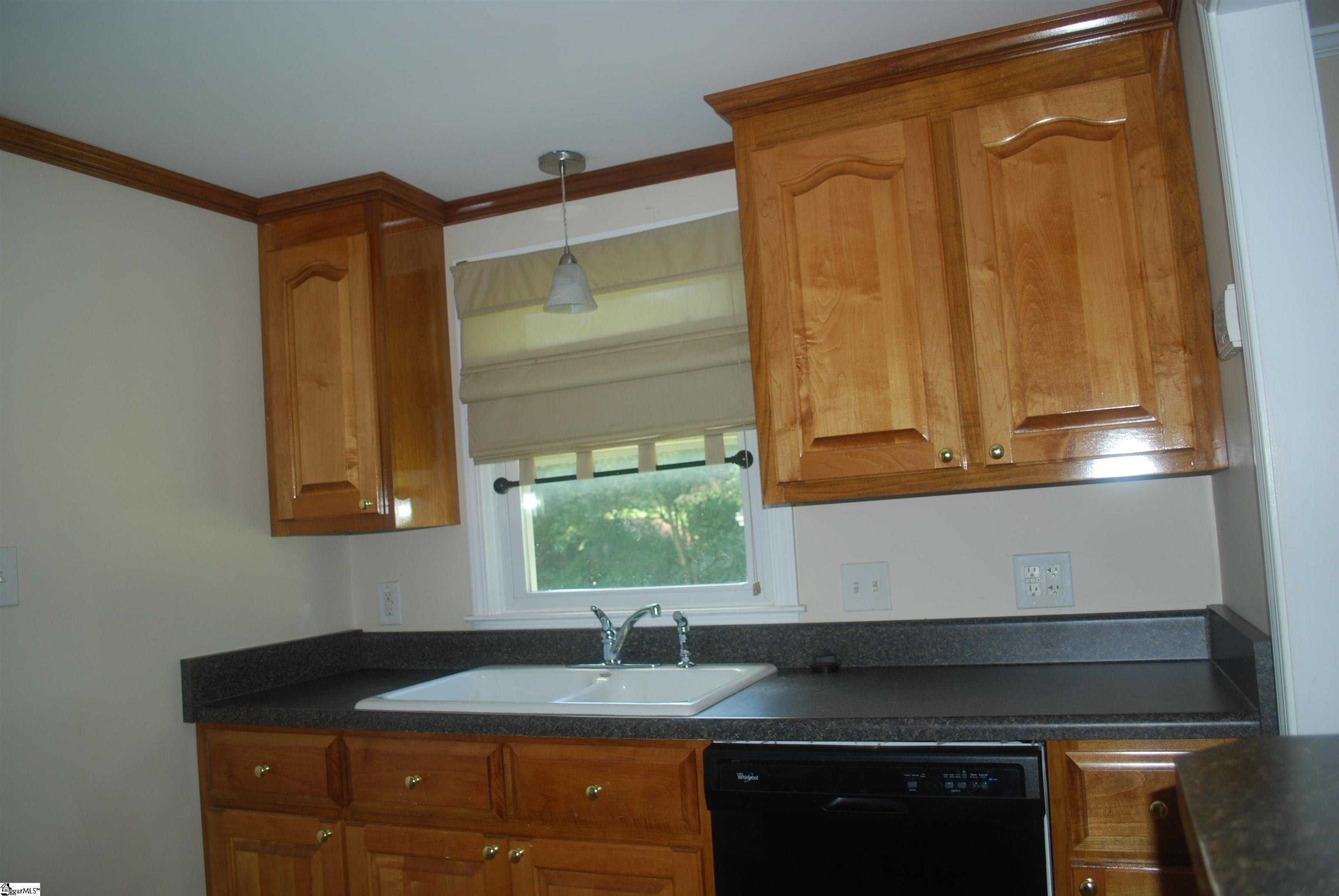 104 Rasor Drive Greenville, SC 29617 - Photo 10 of 13 Gallery Image 10