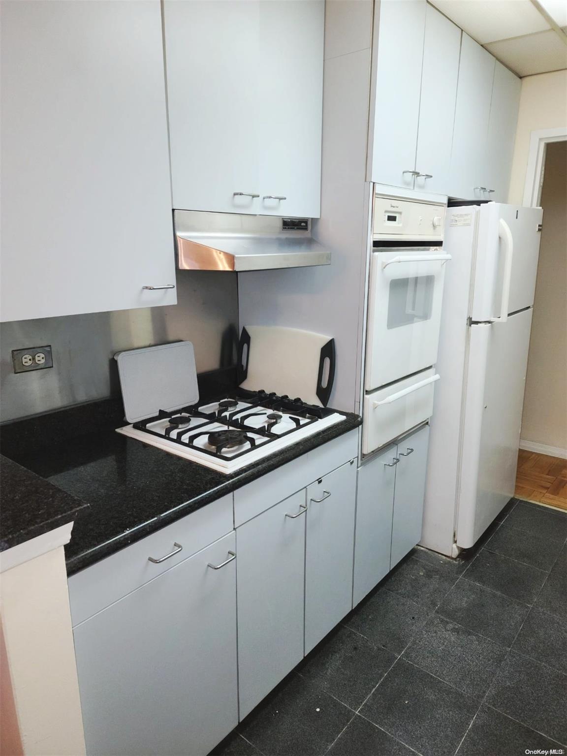 102-30 66th Road, Unit 9F Queens, NY 11375 - Photo 20 of 28 Gallery Image 20