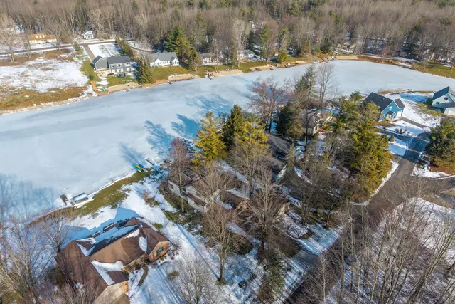 $420,000 | 9158 Elmwood Court, Unit 185, Canadian Lakes, MI 49346