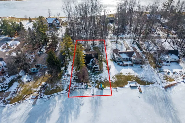 $420,000 | 9158 Elmwood Court, Unit 185, Canadian Lakes, MI 49346