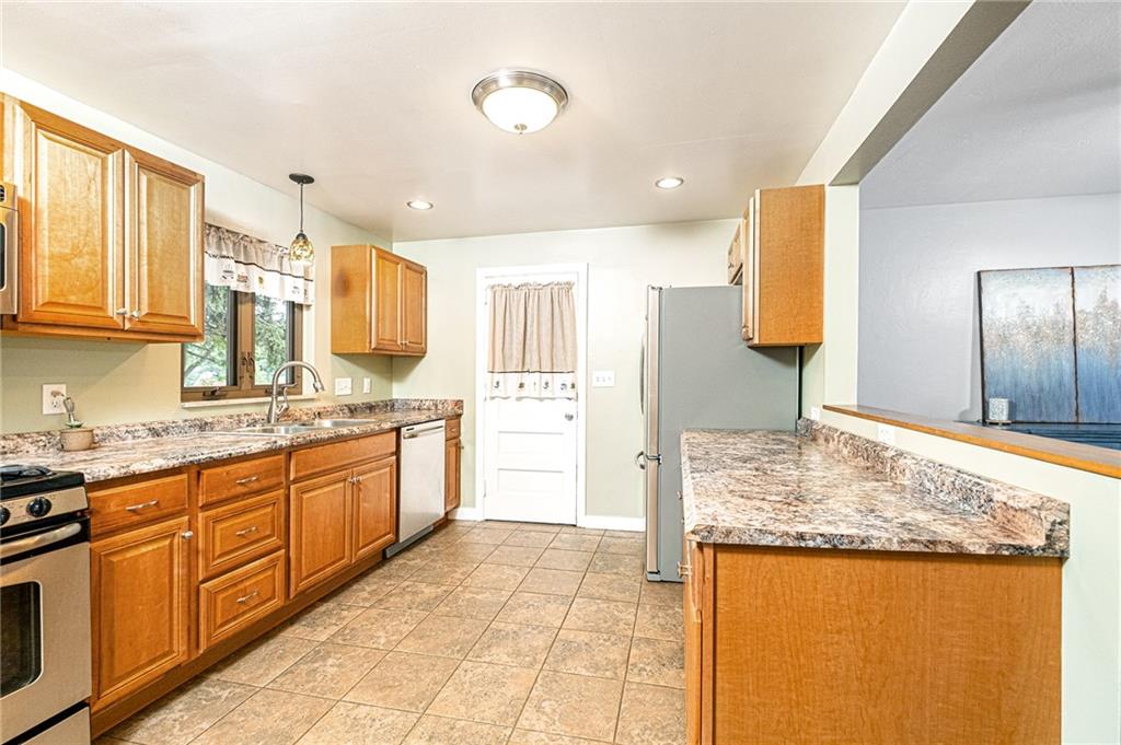 9457 Peebles Road Allison Park, PA 15101 - Photo 8 of 22 Gallery Image 8