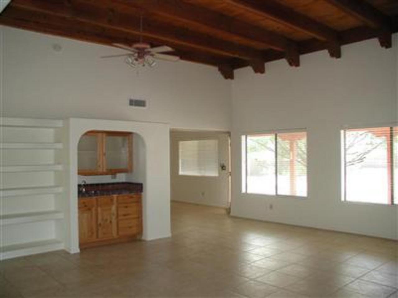11460 East Prince Road Tucson, AZ 85749 - Photo 3 of 10 Gallery Image 3