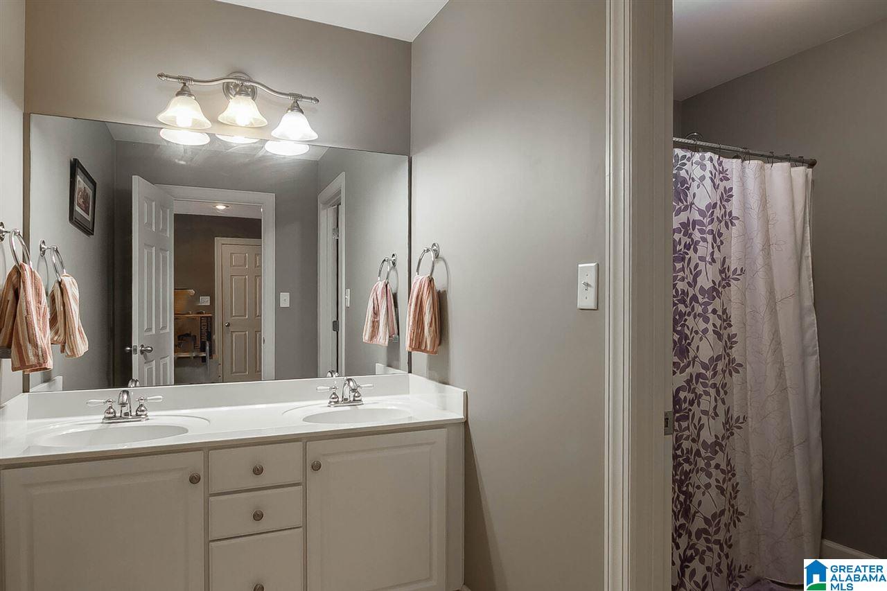1026 Crest Road Leeds, AL 35094 - Photo 21 of 28
