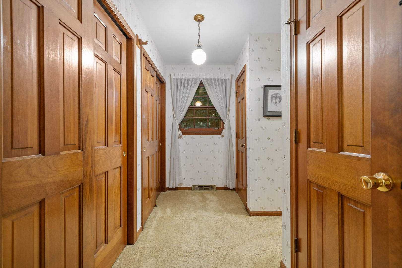 2S501 Seneca Drive Wheaton, IL 60189 - Photo 17 of 28
