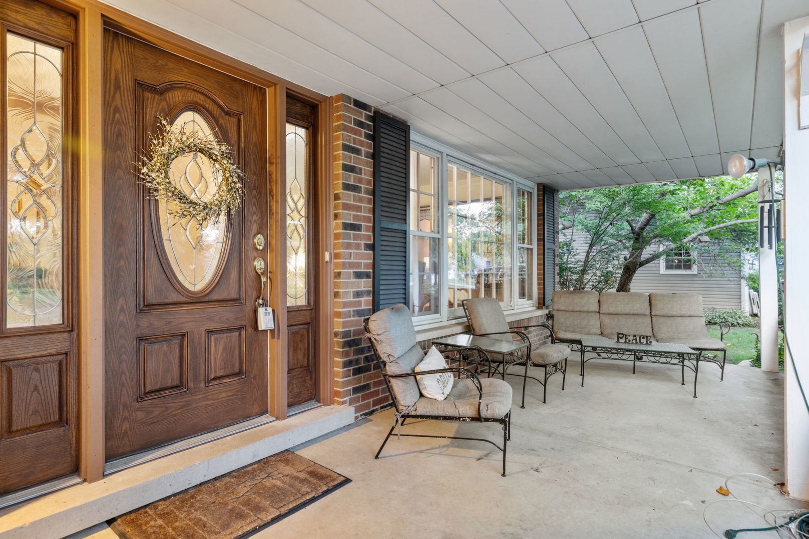 2S501 Seneca Drive Wheaton, IL 60189 - Photo 3 of 28