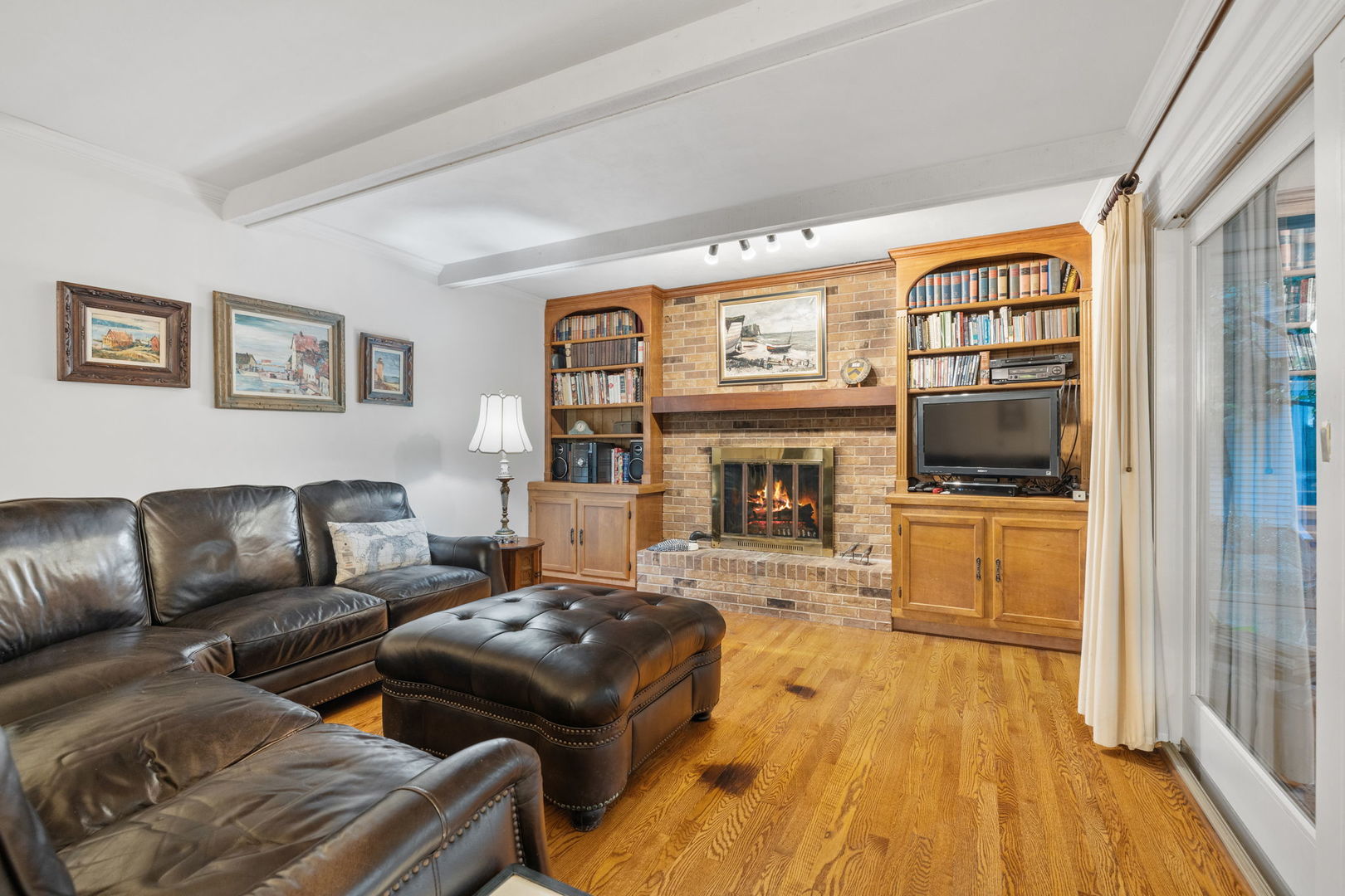 2S501 Seneca Drive Wheaton, IL 60189 - Photo 9 of 28