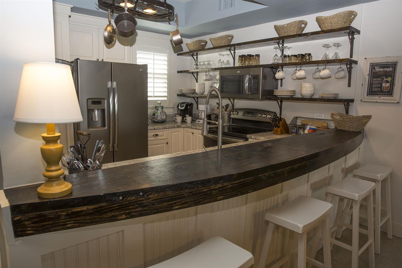 815 Plantation Road, Unit 401 Gulf Shores, AL 36542 - Photo 23 of 43 Kitchen 3