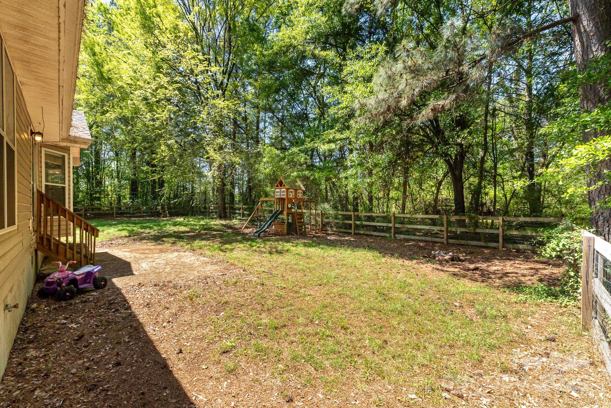 2014 Cardinal Loop Stanley, NC 28164 - Photo 33 of 40 a view of backyard of the house