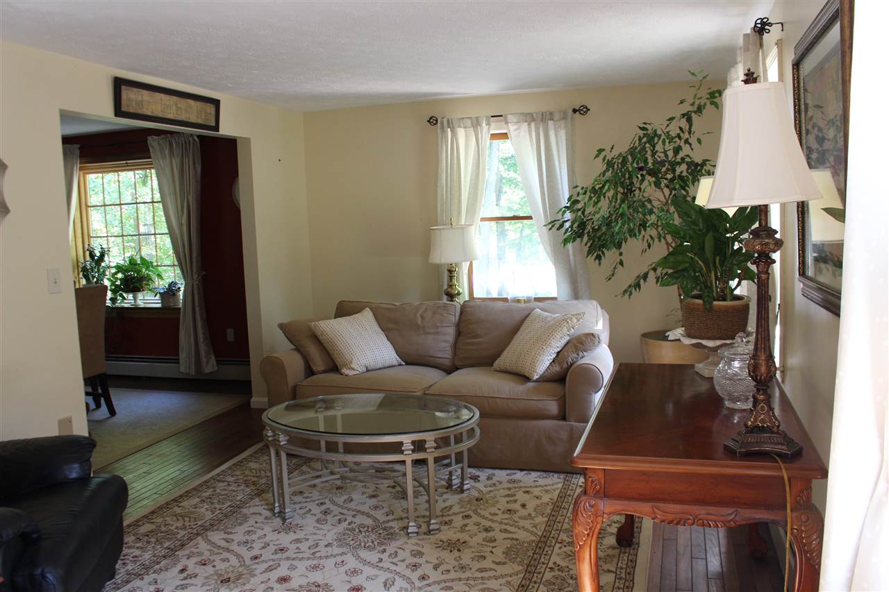 25 Windsor Drive Merrimack, NH 03054 - Photo 11 of 18