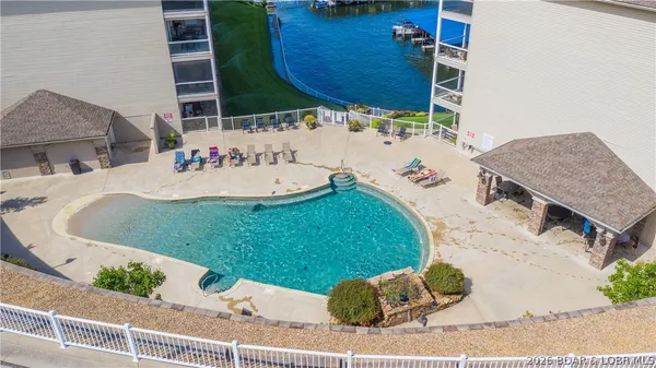 $494,900 | 1225 Lands End Parkway, Unit G733, Osage Beach, MO 65065