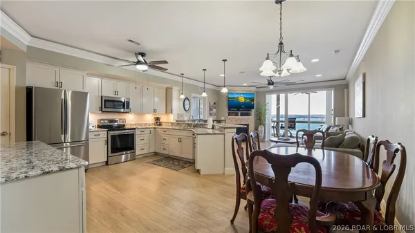 $494,900 | 1225 Lands End Parkway, Unit G733, Osage Beach, MO 65065