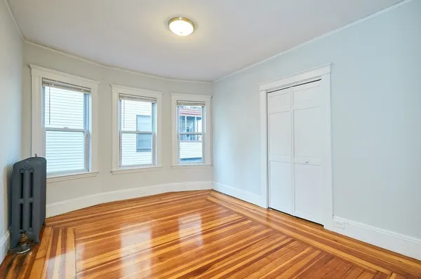 $4,500 | 5 Albion Street, Unit 1, Somerville, MA 02143