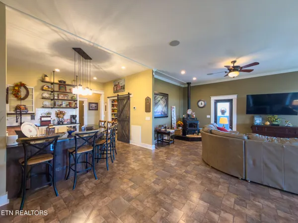 $930,000 | 791 Highway 113, White Pine, TN 37890