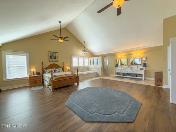 $930,000 | 791 Highway 113, White Pine, TN 37890