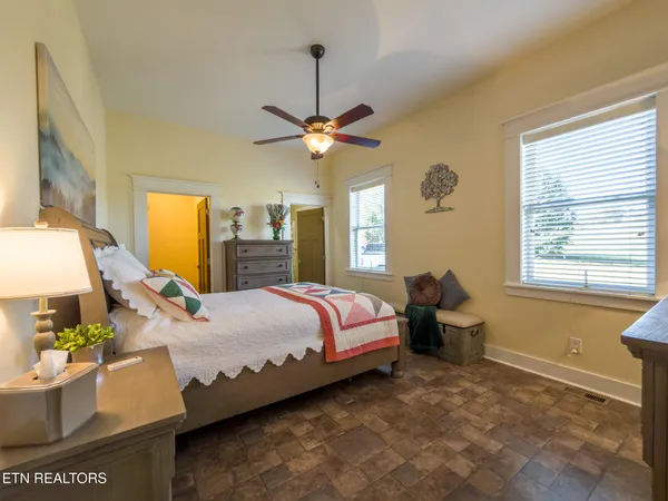 $930,000 | 791 Highway 113, White Pine, TN 37890