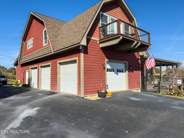 $930,000 | 791 Highway 113, White Pine, TN 37890