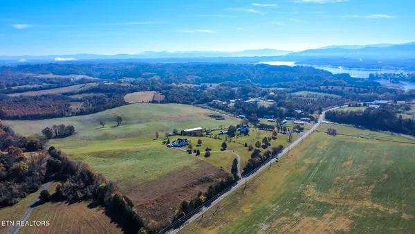 $930,000 | 791 Highway 113, White Pine, TN 37890