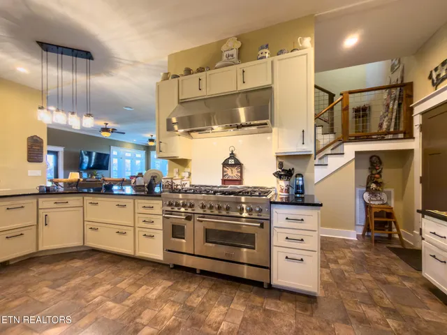 $1,150,000 | 791 Highway 113, White Pine, TN 37890