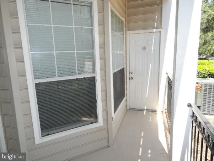 1600 Spring Gate Dr., Unit 2113 McLean, VA 22102 - Photo 2 of 6 a view of an empty room