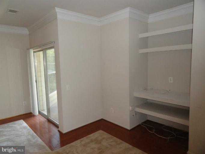 1600 Spring Gate Dr., Unit 2113 McLean, VA 22102 - Photo 4 of 6 a view of an empty room