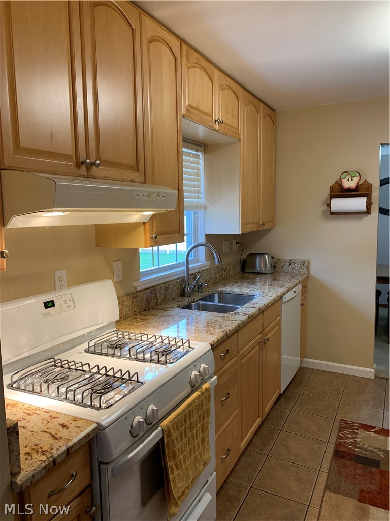 36075 Aurensen Road North Ridgeville, OH 44039 - Photo 20 of 35
