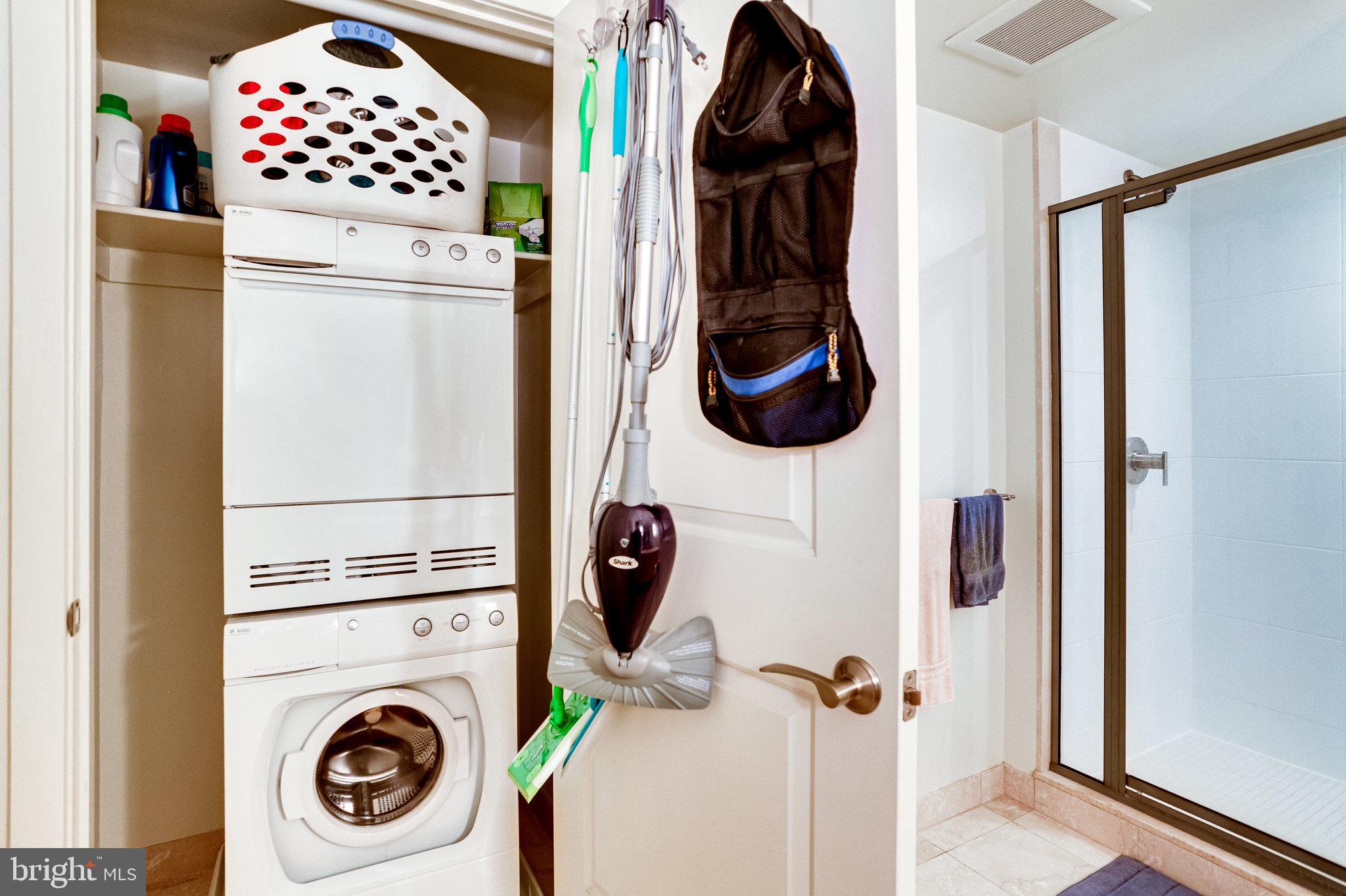 1025 First Street Southeast, Unit 801 Washington, DC 20003 - Photo 28 of 55 In-unit washer and dryer