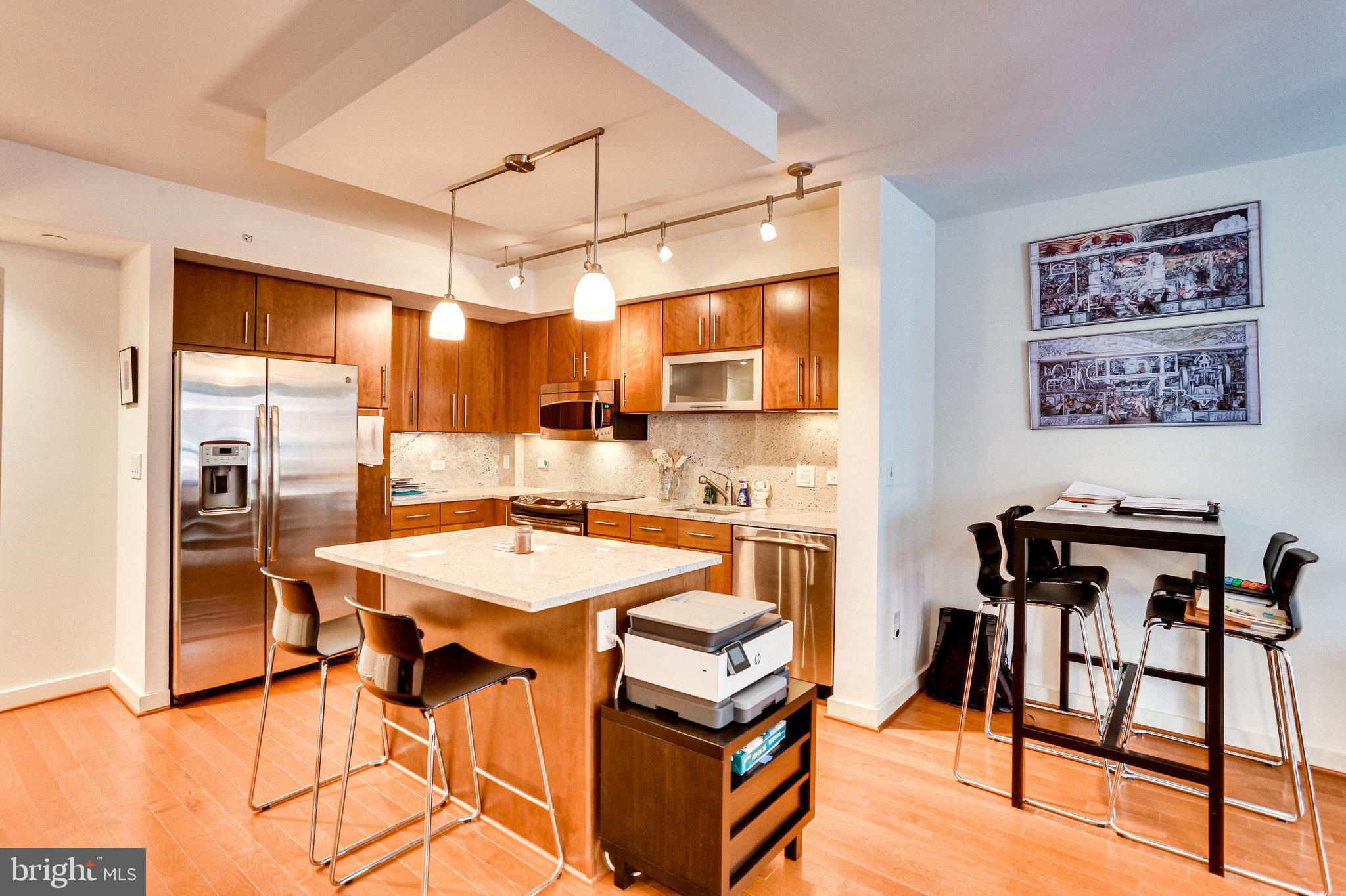 1025 First Street Southeast, Unit 801 Washington, DC 20003 - Photo 4 of 55 High-end kitchen w/ stainless and granite!