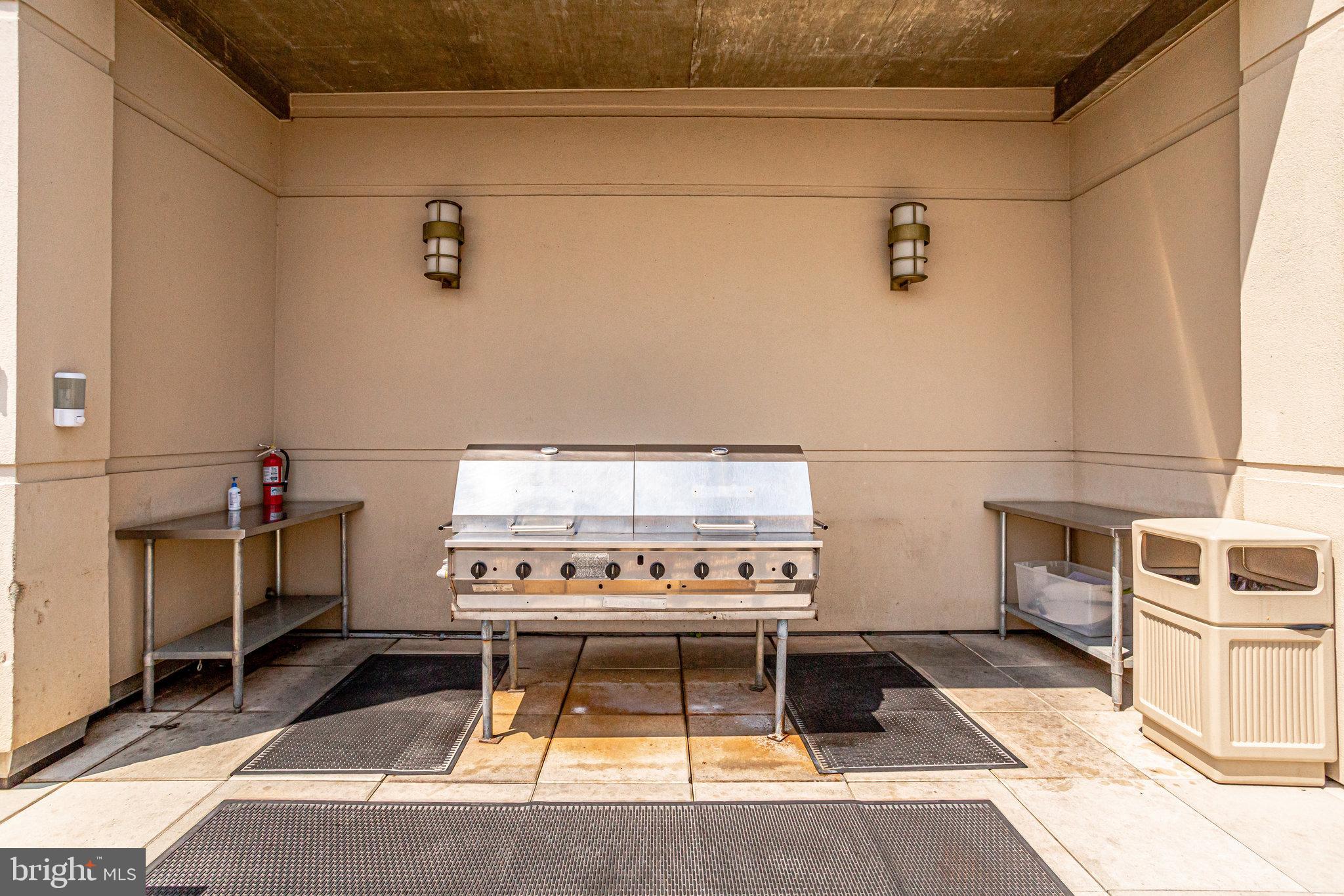 1025 First Street Southeast, Unit 801 Washington, DC 20003 - Photo 38 of 55 Bbq area on the roof