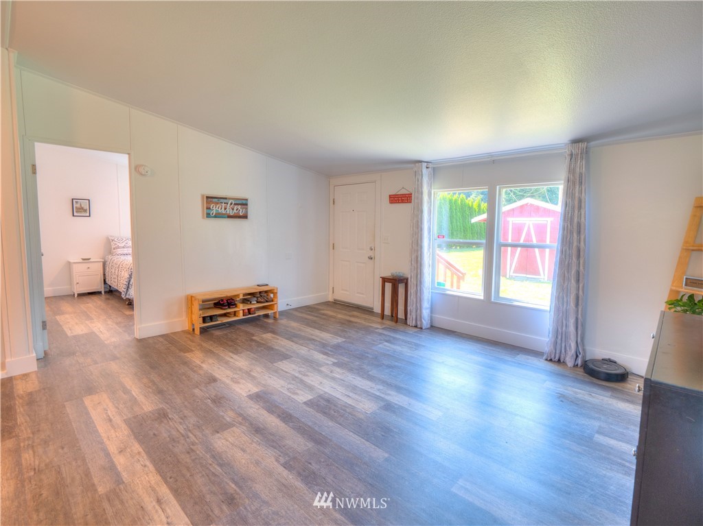 15305 Carbonado-S Prairie Road Buckley, WA 98321 - Photo 7 of 31 Gallery Image 7