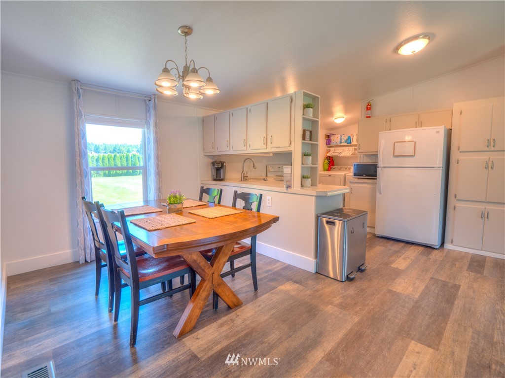 15305 Carbonado-S Prairie Road Buckley, WA 98321 - Photo 9 of 31 Gallery Image 9