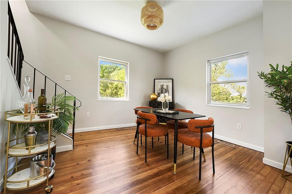 3260 McRoberts Road Pittsburgh, PA 15234 - Photo 14 of 37 Gallery Image 14