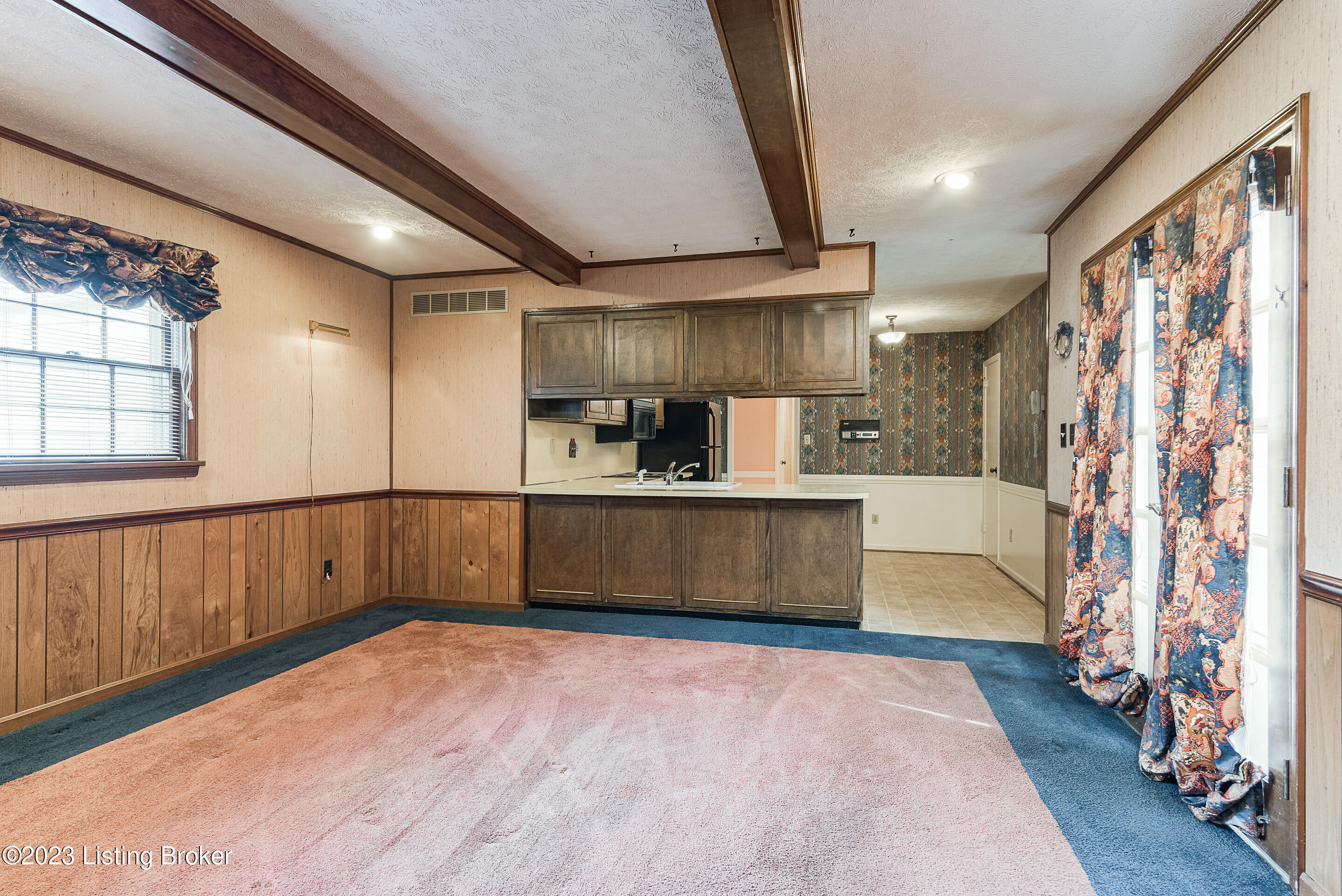 3602 River Bluff Road Prospect, KY 40059 - Photo 5 of 19 A RB Great Room 2