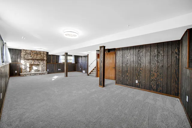 $385,000 | 8760 Madison Avenue, Munster, IN 46321