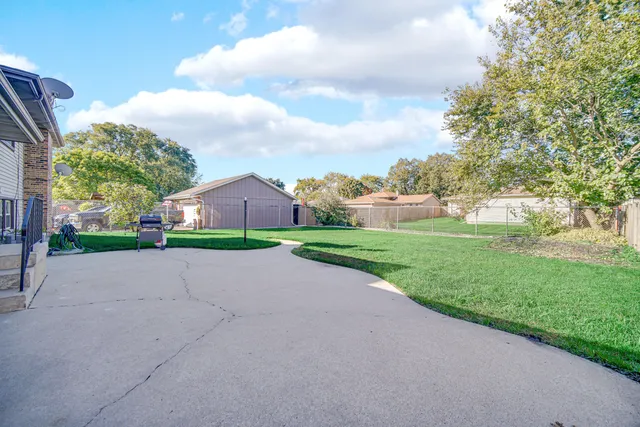 $385,000 | 8760 Madison Avenue, Munster, IN 46321