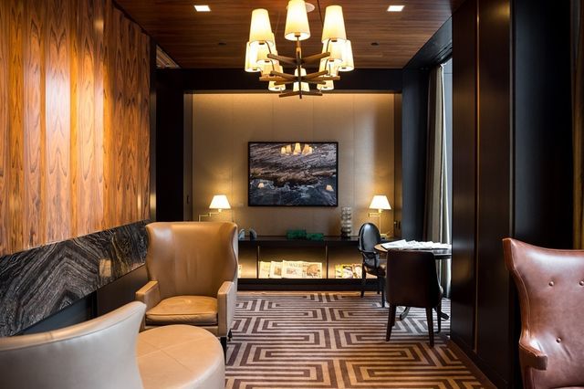 $1,130,000 | 1 Franklin Street, Unit 1810, Boston, MA 02110