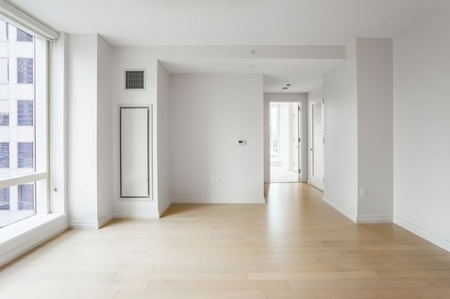 $1,130,000 | 1 Franklin Street, Unit 1810, Boston, MA 02110